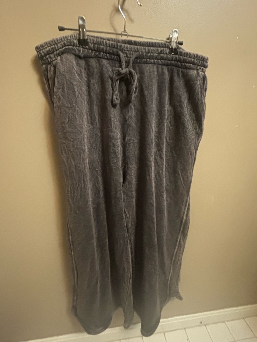 NWOT Three Bird Nest Wide-Leg Petite Pants - Picture 4 of 4